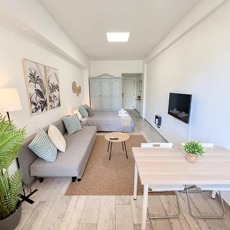 Cozy Studio With Pool Acuario Benalmadena Exterior photo