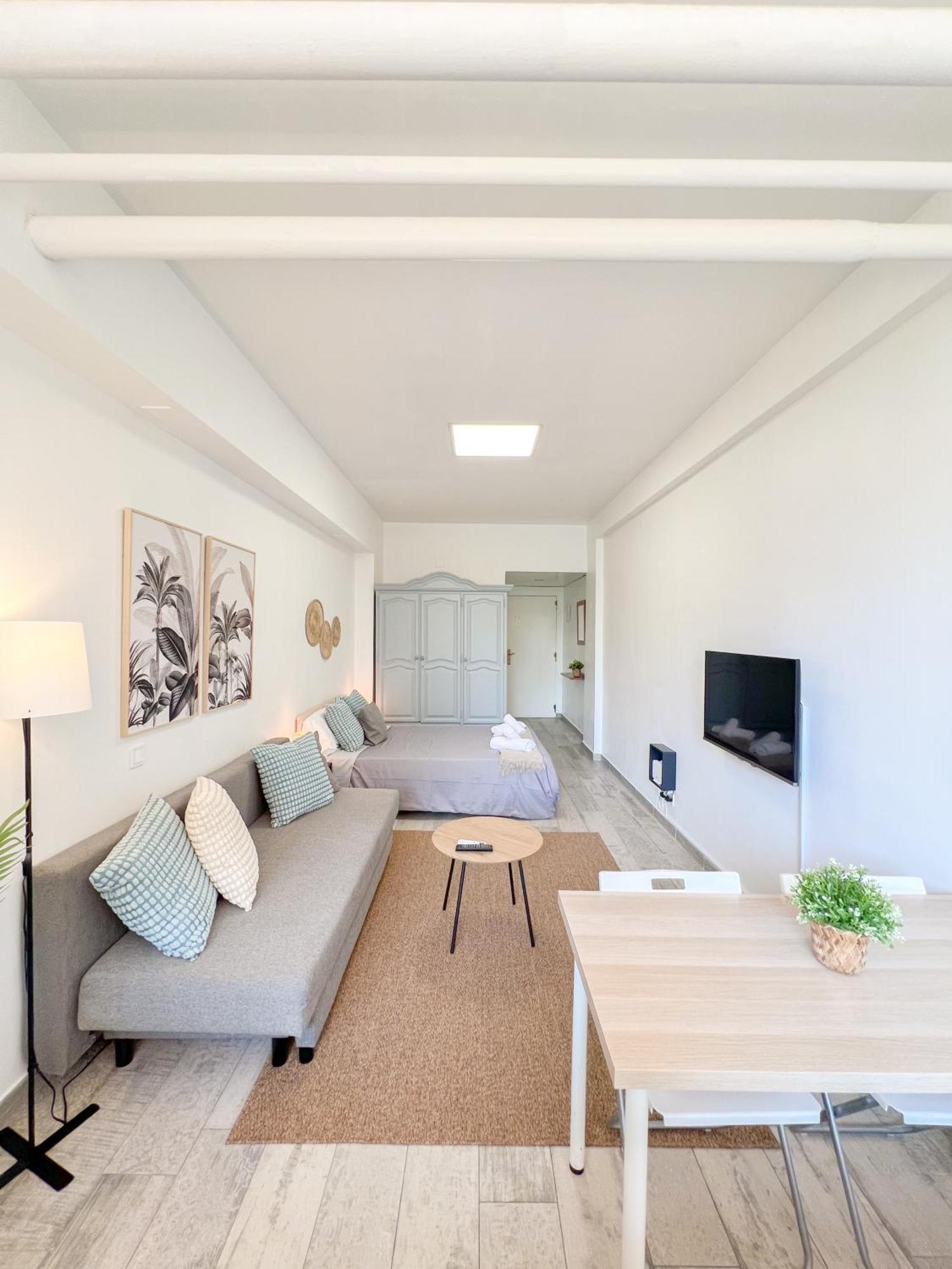 Apartamento Cozy With Pool Acuario