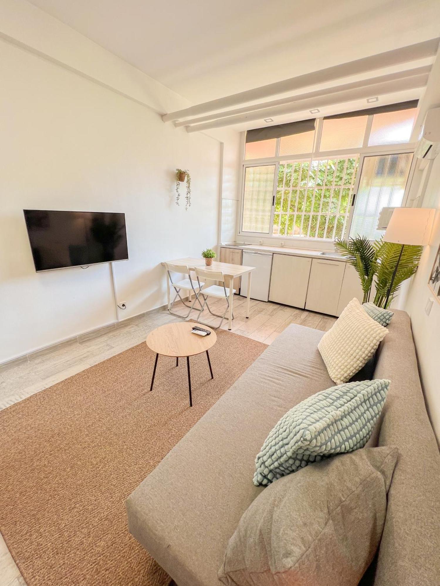 Apartment Cozy With Pool Acuario