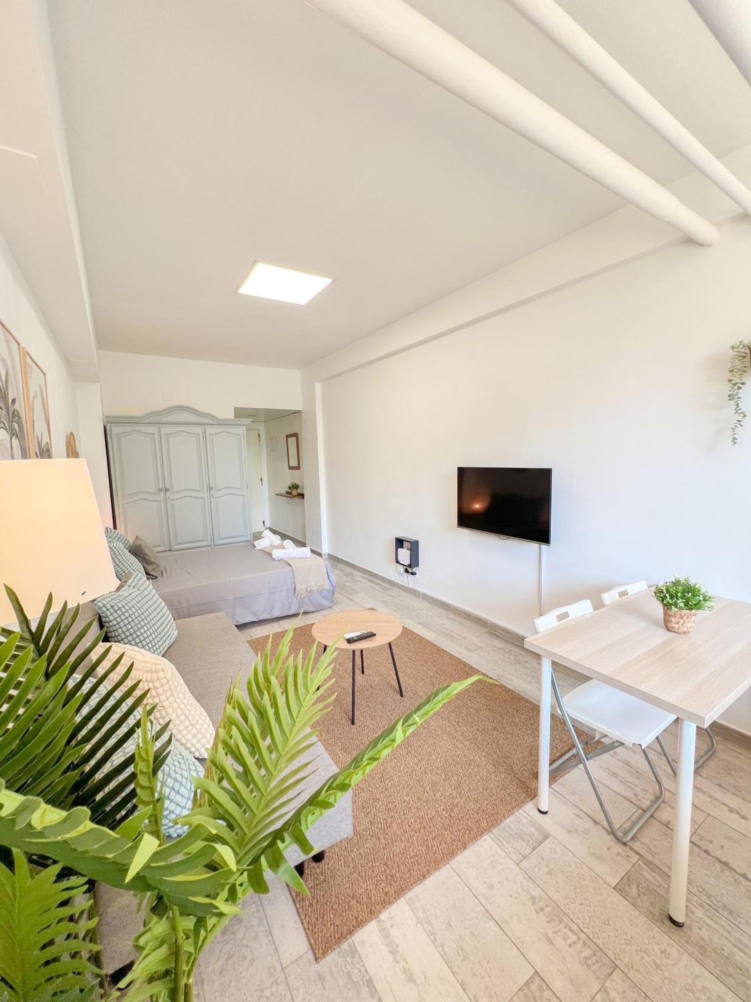 Cozy With Pool Acuario Apartment *