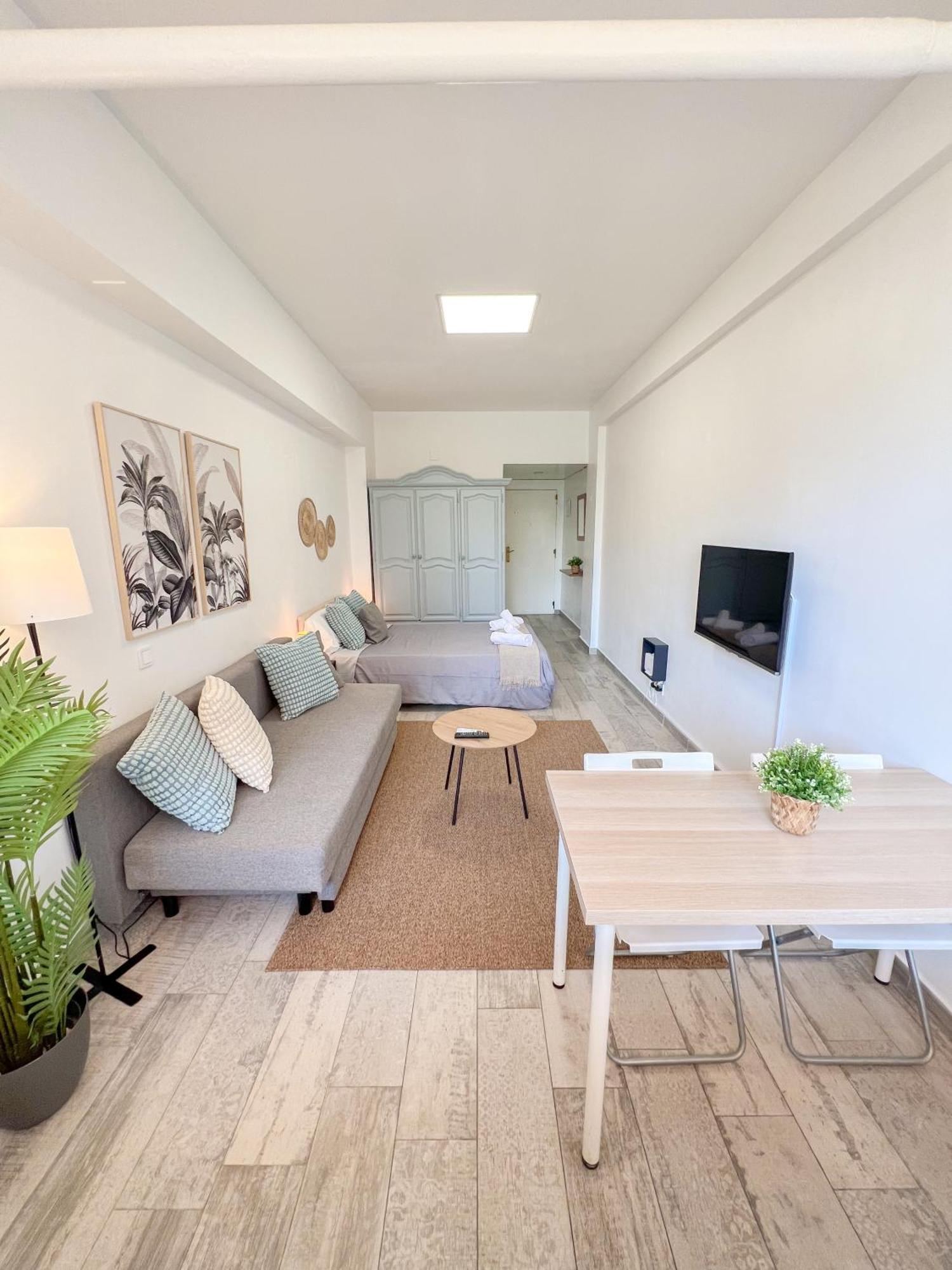 Cozy With Pool Acuario Apartment *